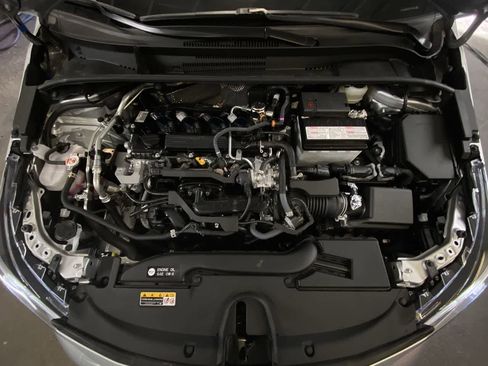 Certified 2025 Toyota Corolla Hatchback w/ SE Package image 24