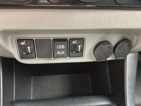 Used 2013 Toyota Tacoma 4x4 Double Cab w/ Limited Pkg image 26