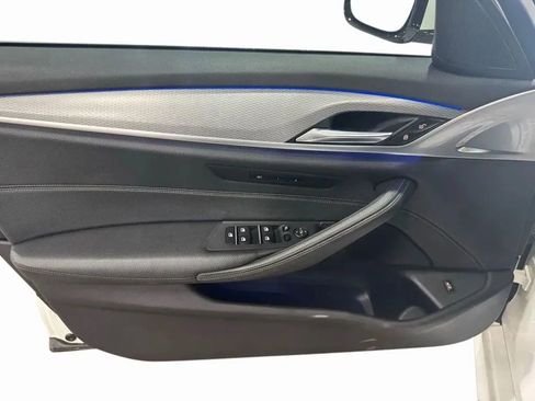 Used 2018 BMW 530i xDrive 530i xDrive image 20