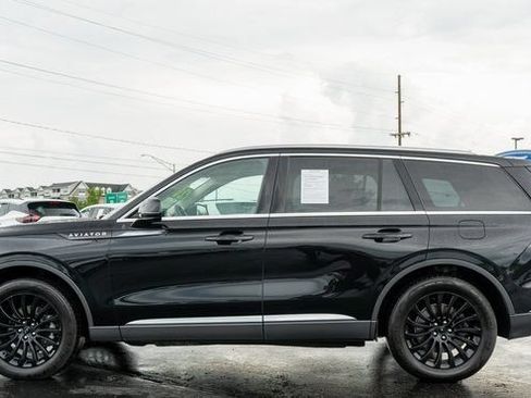 Used 2020 Lincoln Aviator Reserve w/ Elements Package Plus AWD/4WD image 9
