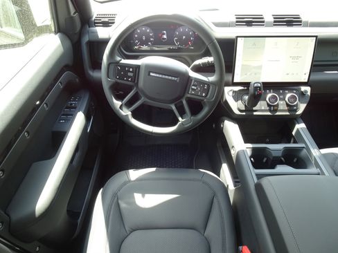 New 2026 Land Rover Defender 110 S AWD/4WD image 20