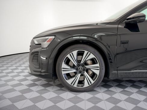 Used 2024 Audi Q8 e-tron Prestige AWD/4WD image 13