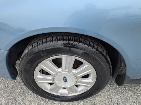 Used 2006 Ford Taurus SEL FWD image 12