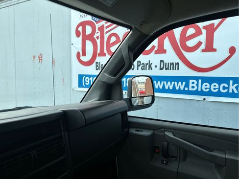 Used 2024 GMC Savana 2500 w/ Driver Convenience Package image 30