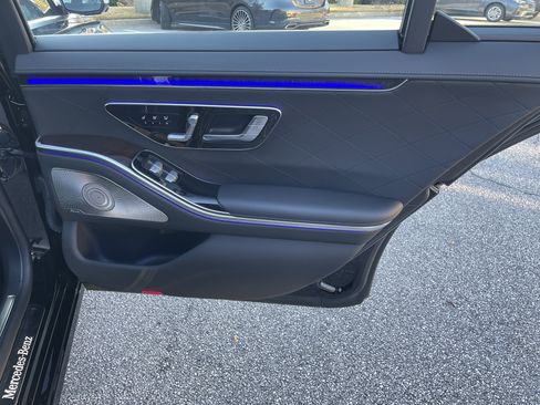 Certified 2024 Mercedes-Benz S 580 4MATIC Sedan image 40