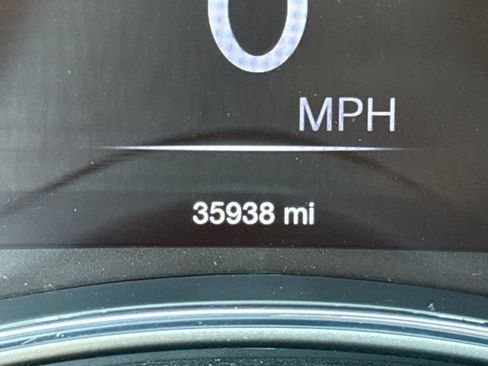 Used 2019 Jeep Grand Cherokee Limited RWD image 46