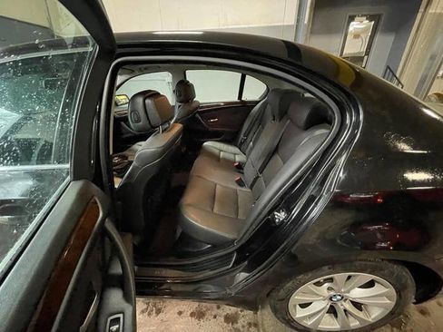 Used 2010 BMW 535i xDrive Sedan image 23