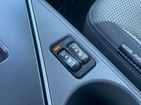 Used 2024 Subaru Crosstrek 2.0i Premium image 22