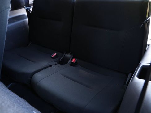 Used 2024 Mitsubishi Outlander ES FWD image 28