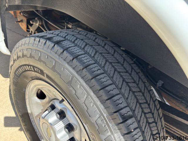 Used 2021 Chevrolet Express 2500 Extended w/ Enhanced Convenience Package RWD image 29