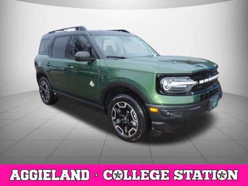 Used 2024 Ford Bronco Sport Outer Banks image 3