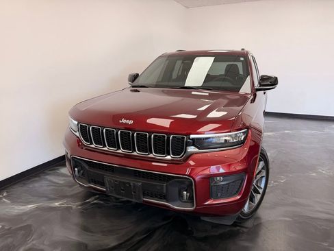 Used 2024 Jeep Grand Cherokee Overland AWD/4WD image 18