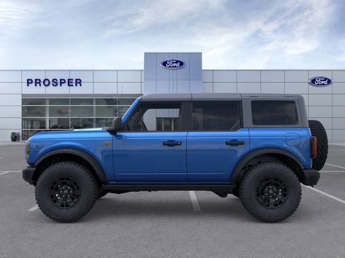New 2026 Ford Bronco Badlands AWD/4WD image 3
