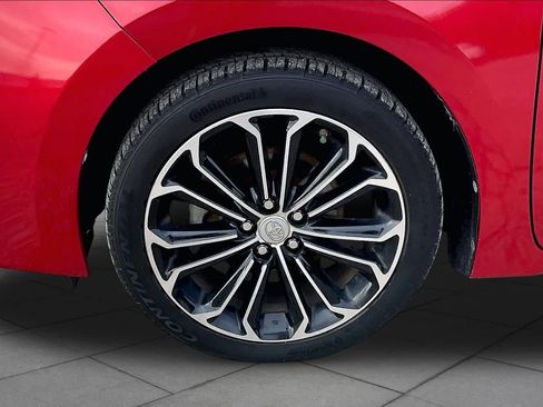 Used 2015 Toyota Corolla S w/ Driver Convenience Package FWD image 11