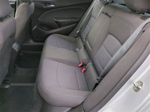 Certified 2018 Chevrolet Cruze LT w/ Sun And Sound Package image 25