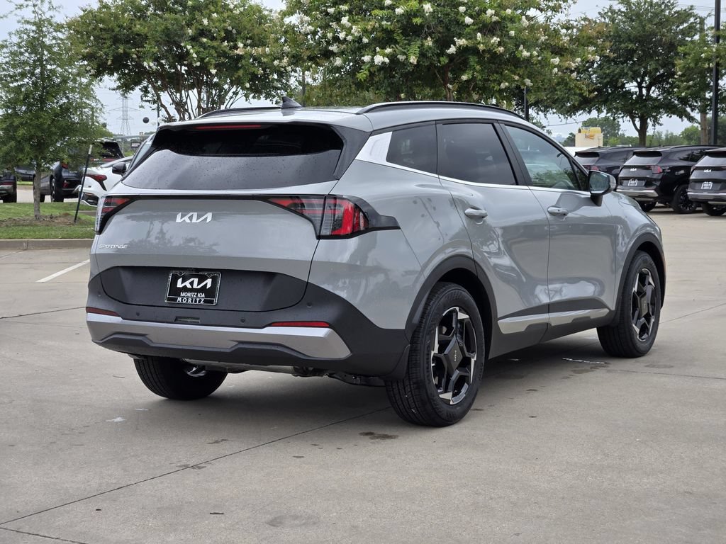 New 2026 Kia Sportage EX w/ EX Panorama Roof Package FWD image 4