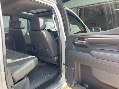 Used 2025 Chevrolet Silverado 1500 LT Trail Boss w/ Convenience Package II image 19