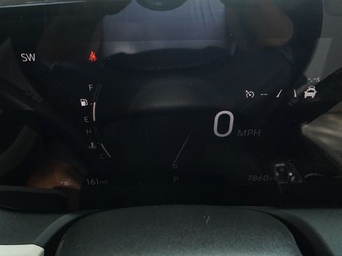 Used 2024 Buick Encore GX Preferred AWD/4WD image 15