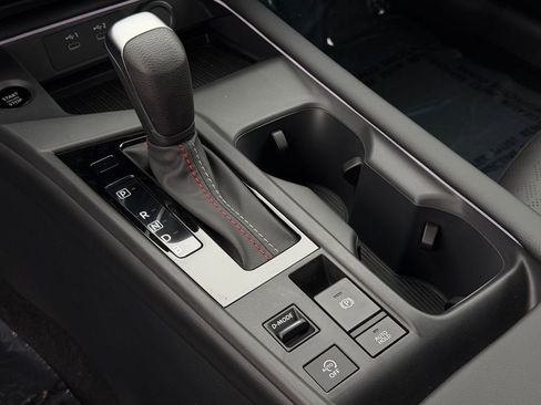 New 2026 Nissan Sentra SR w/ SR Premium Package FWD image 29