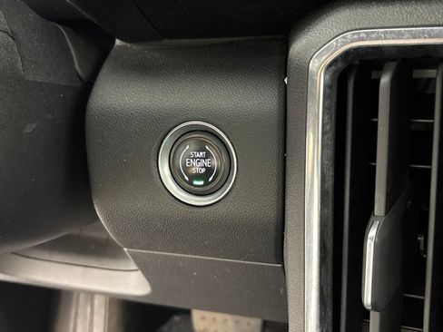 Certified 2024 GMC Acadia Elevation AWD/4WD image 34