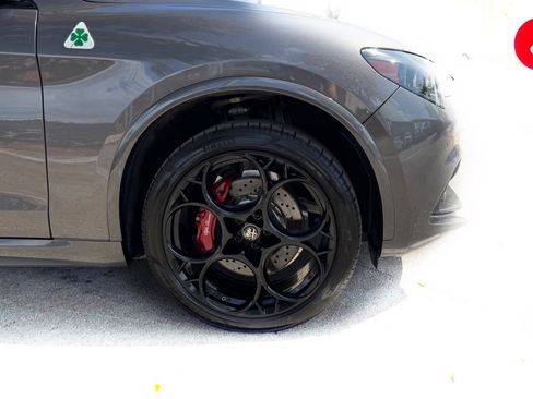 Used 2024 Alfa Romeo Stelvio Quadrifoglio w/ Active Assist Plus Package image 12