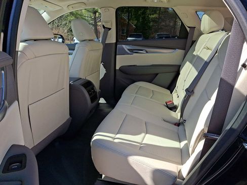 Certified 2024 Cadillac XT5 Premium Luxury image 23