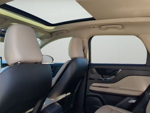 New 2026 Lincoln Corsair Reserve FWD image 21