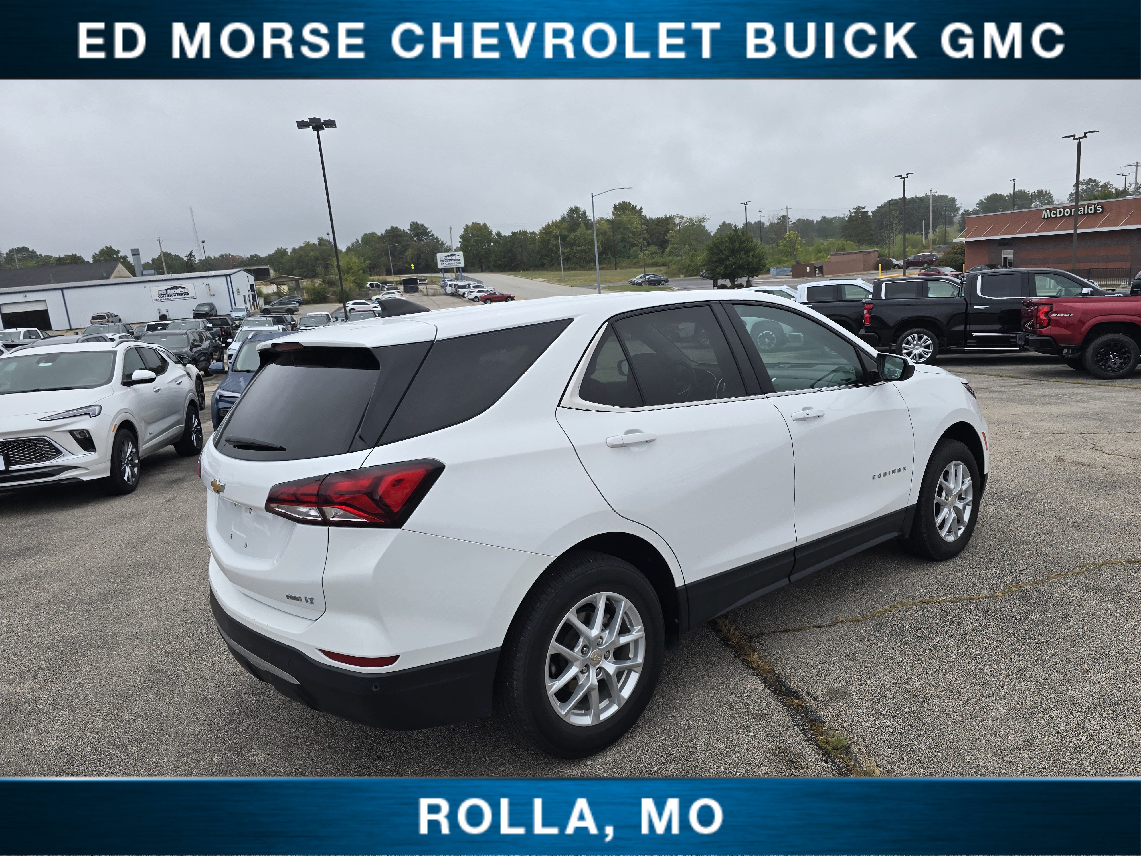Used 2024 Chevrolet Equinox LT AWD/4WD image 3