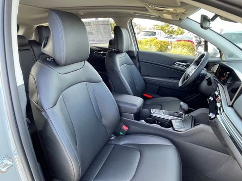 New 2026 Kia Sportage EX w/ EX Panorama Roof Package image 31