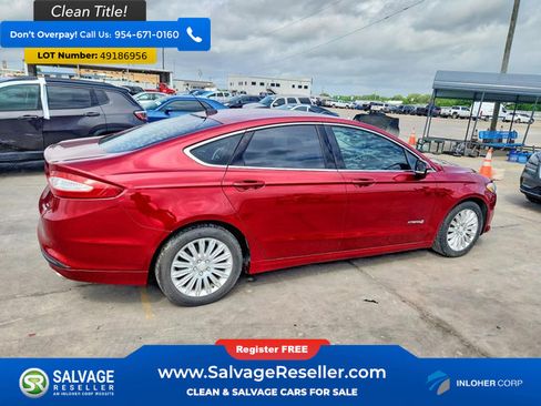 Used 2015 Ford Fusion SE w/ Equipment Group 502A FWD image 4