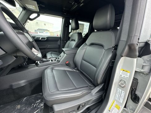 New 2026 Ford Bronco Outer Banks AWD/4WD image 21