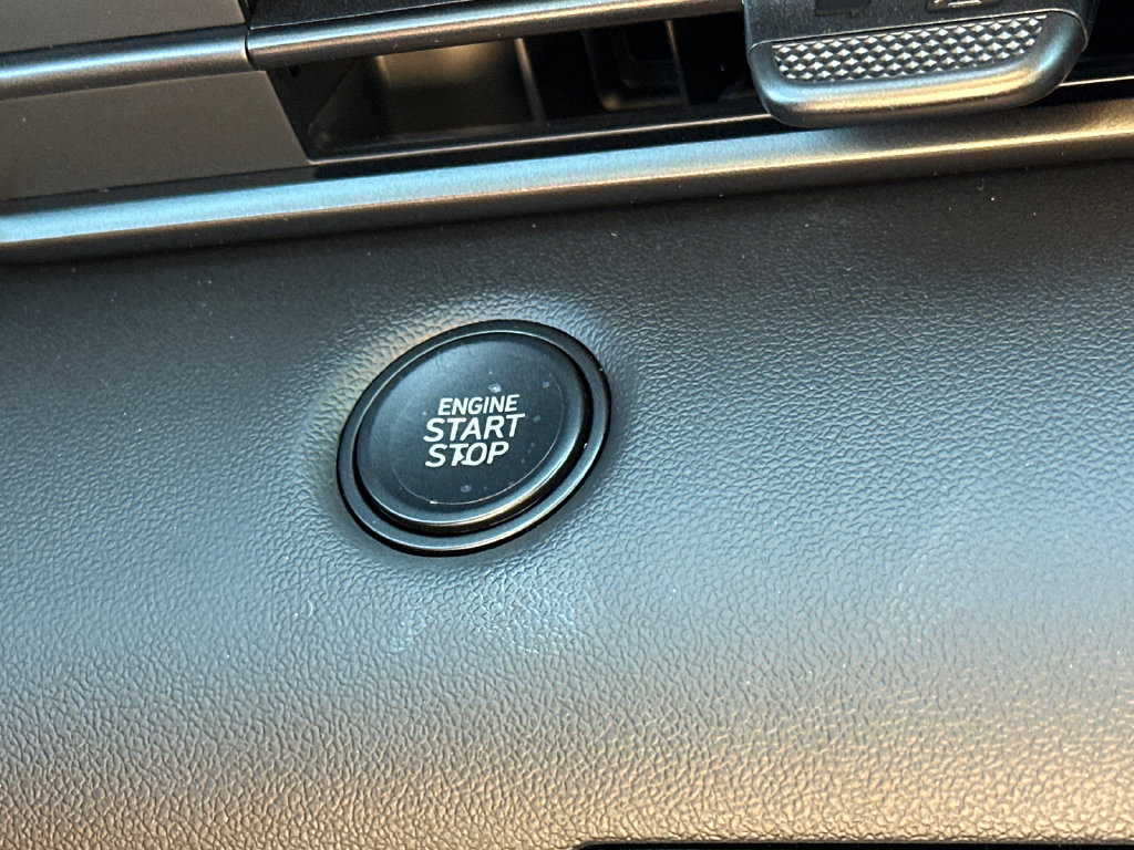 Certified 2026 Hyundai Elantra Sport FWD image 30