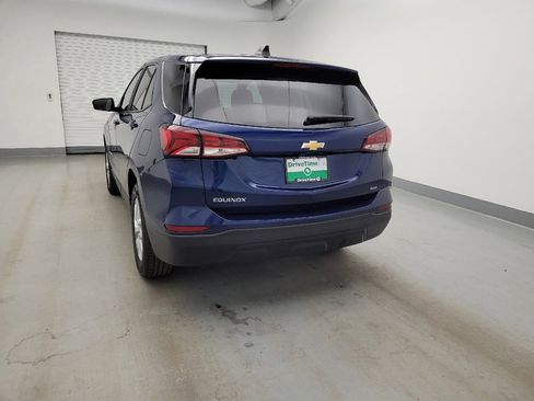 Used 2022 Chevrolet Equinox LS w/ LS Convenience Package AWD/4WD image 6