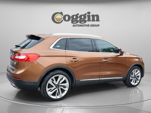 Used 2017 Lincoln MKX Black Label w/ Driver Assistance Package image 5