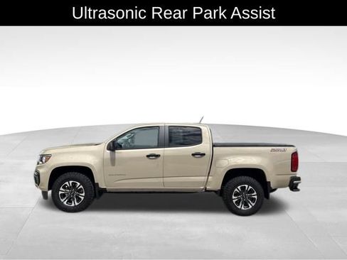 Used 2022 Chevrolet Colorado Z71 AWD/4WD image 5