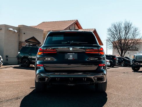 Used 2026 BMW X5 xDrive40i w/ M Sport Package image 6