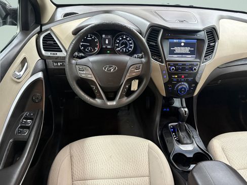 Used 2017 Hyundai Santa Fe Sport image 11