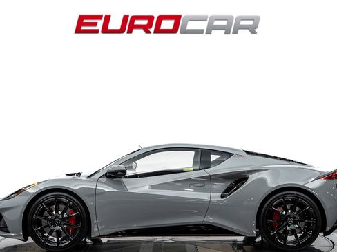 New 2026 Lotus Emira SE RWD image 2