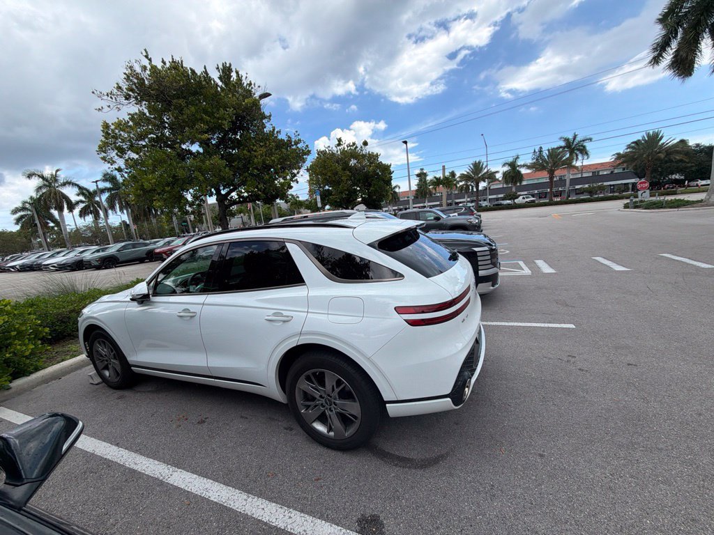 Certified 2024 Genesis GV70 3.5T Sport AWD/4WD image 10