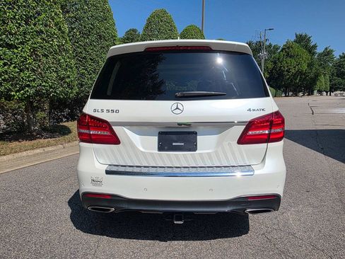 Used 2017 Mercedes-Benz GLS 550 4MATIC image 4