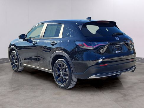 Certified 2025 Honda HR-V Sport image 27
