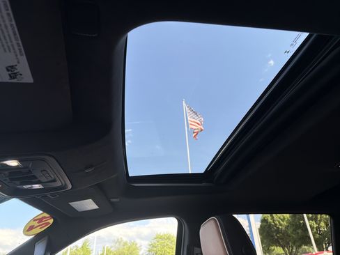 Used 2024 GMC Sierra 1500 Denali Ultimate image 28