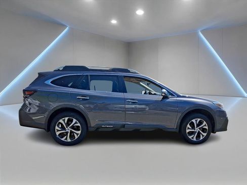 Used 2020 Subaru Outback Touring XT AWD/4WD image 4
