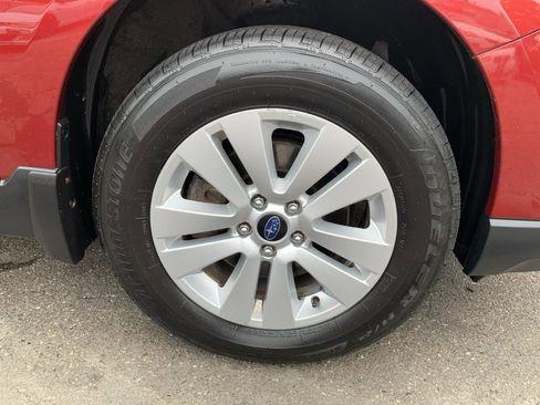 Used 2017 Subaru Outback 2.5i Premium image 25