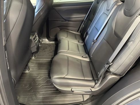 Used 2018 Tesla Model X 75D image 9