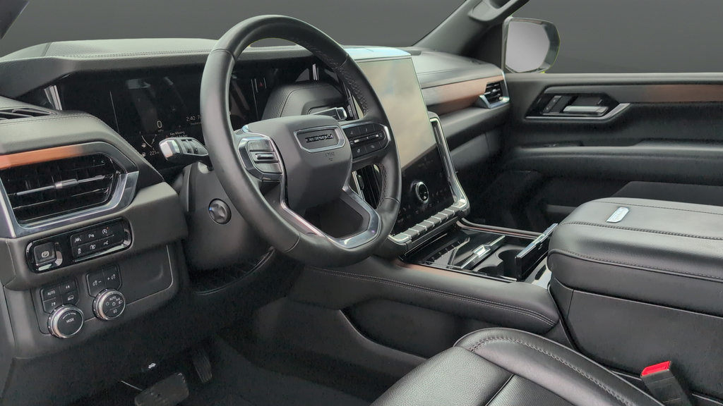 Used 2025 GMC Yukon Denali AWD/4WD image 9
