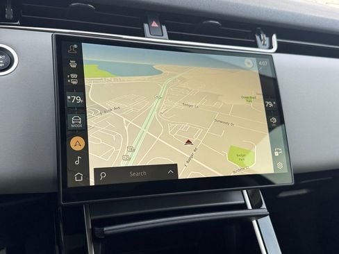 Used 2024 Land Rover Range Rover Evoque Dynamic SE image 17