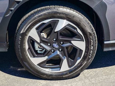 Used 2024 Subaru Crosstrek 2.5i Limited w/ Crosstrek Mirror Package image 10