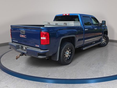 Used 2015 GMC Sierra 1500 SLT w/ All-Terrain Package AWD/4WD image 5