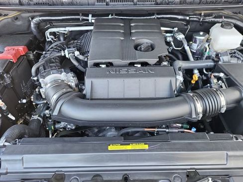 New 2025 Nissan Frontier PRO-4X w/ Pro Premium Package image 24